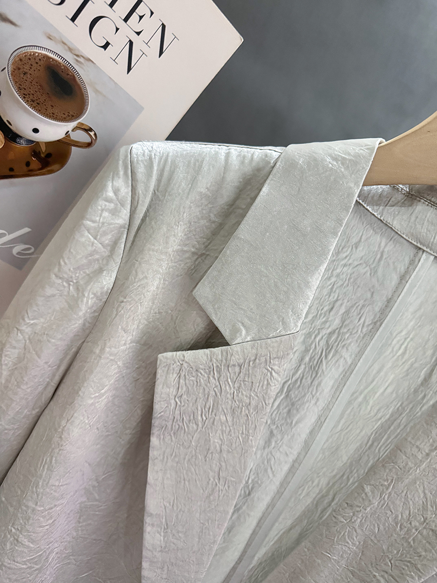 Gray Acetate Thin Blazer for Women - 2025 Summer Fashion, High-End Casual Commuting Versatile Suit Gray Acetate Thin Blazer for Women - 2025 Summer Fashion, High-End Casual Commuting Versatile Suit