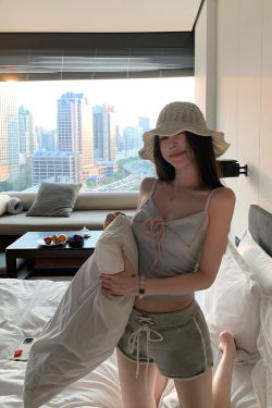 Gray Drawstring Slim-Fit Casual Pants for Women - Versatile Hip-Hugging Summer Sports Shorts