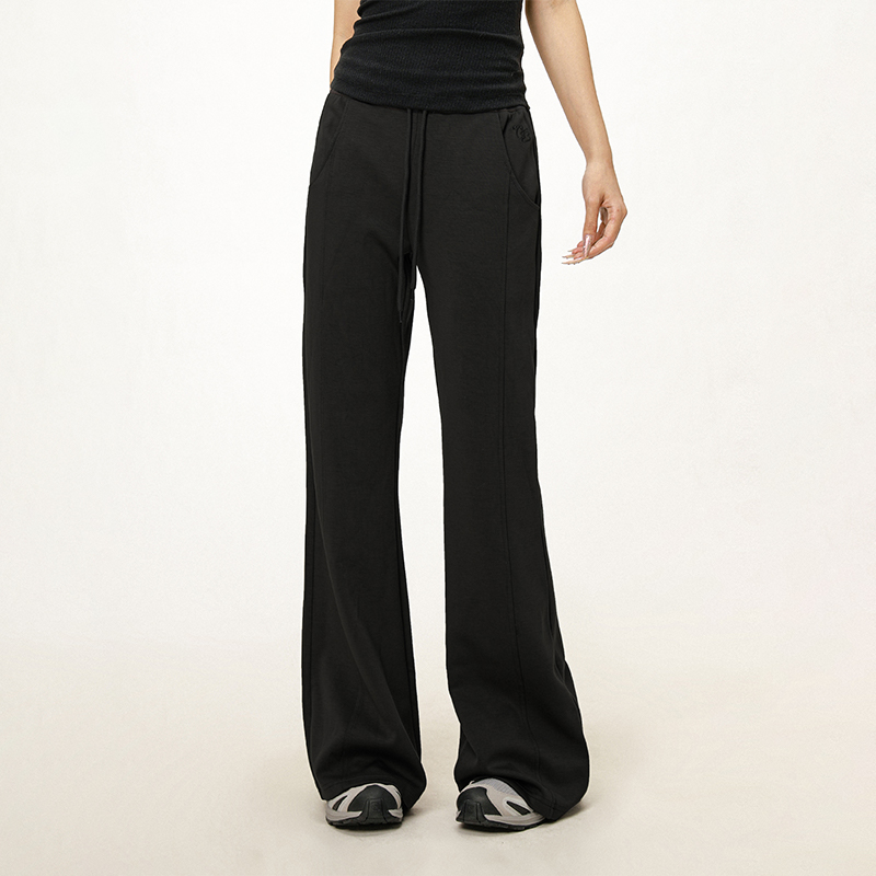 Gray Flared Sweatpants for Women - Casual Draped Wide Leg Bell Bottoms, Sporty Style, Comfortable Fit, Trendy Athleisure Gray Flared Sweatpants for Women - Casual Draped Wide Leg Bell Bottoms, Sporty Style, Comfortable Fit, Trendy Athleisure