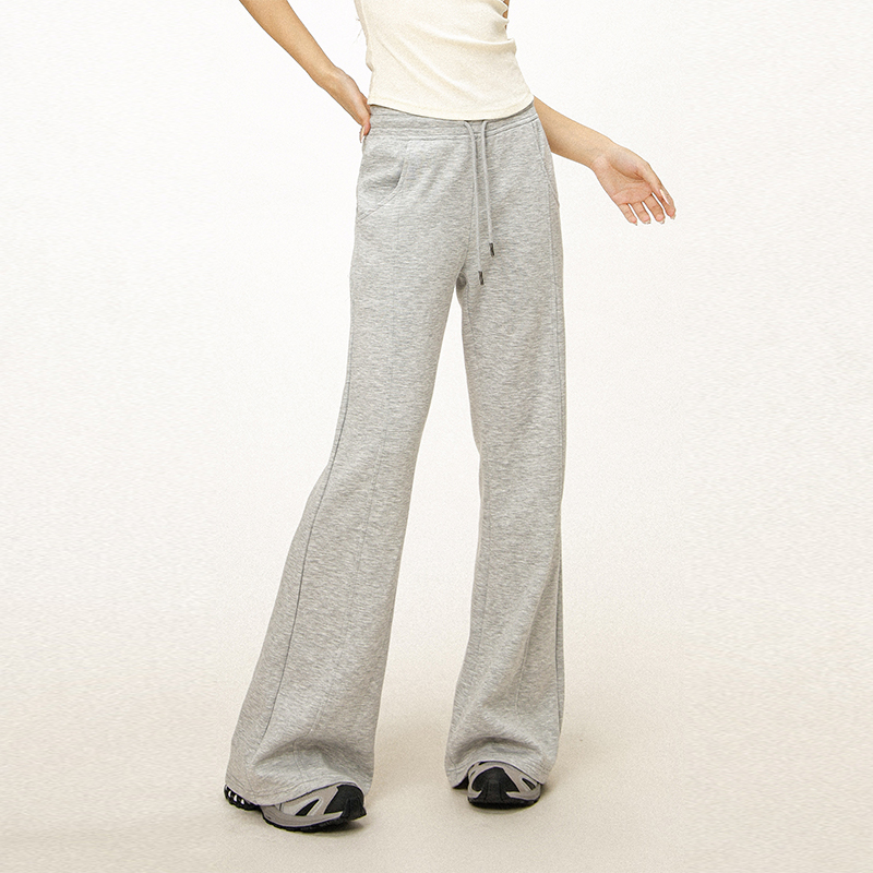 Gray Flared Sweatpants for Women - Casual Draped Wide Leg Bell Bottoms, Sporty Style, Comfortable Fit, Trendy Athleisure Gray Flared Sweatpants for Women - Casual Draped Wide Leg Bell Bottoms, Sporty Style, Comfortable Fit, Trendy Athleisure