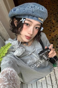 Gray Short Sleeve Women's Summer Lace Spliced Round Neck T-Shirt - Loose Casual Top for a Relaxed, Effortless Look