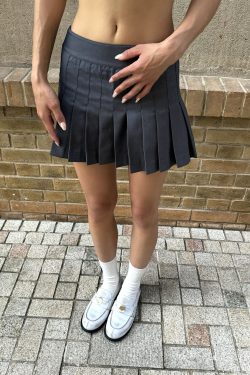 Gray Strap Waist-Cinching Fitted Suit & Pleated Skirt Set - City Girl Style for Trendy Outfits, Perfect for 90s and Y2K Fashion