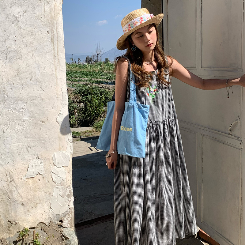 Green Apple Berry Plaid Embroidered Vest Dress for Women - Summer Loose A-Line High Waist Flared Long Skirt, Vintage Style Green Apple Berry Plaid Embroidered Vest Dress for Women - Summer Loose A-Line High Waist Flared Long Skirt, Vintage Style