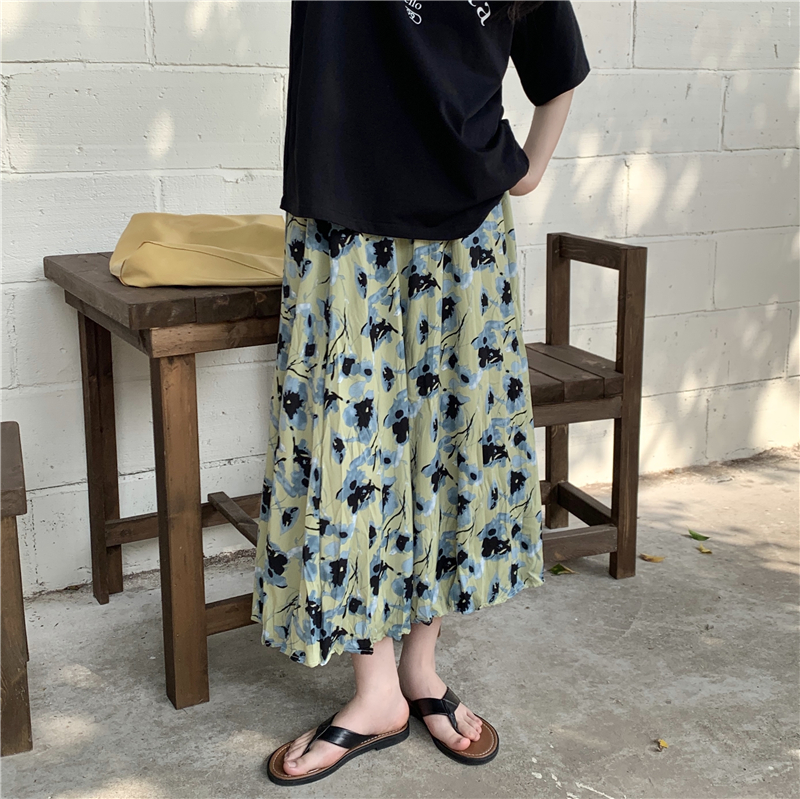 Green Floral Print A-Line Midi Skirt for Women - High-Waisted, Loose Chiffon, Plus Size, Summer Fashion Essential Green Floral Print A-Line Midi Skirt for Women - High-Waisted, Loose Chiffon, Plus Size, Summer Fashion Essential