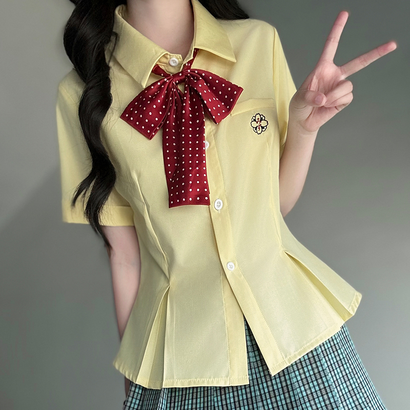 Green Folded Edge Short Sleeve Shirt for Women - Pudding Bear Original JK Uniform College Style, Summer Waist-Defined Design Green Folded Edge Short Sleeve Shirt for Women - Pudding Bear Original JK Uniform College Style, Summer Waist-Defined Design