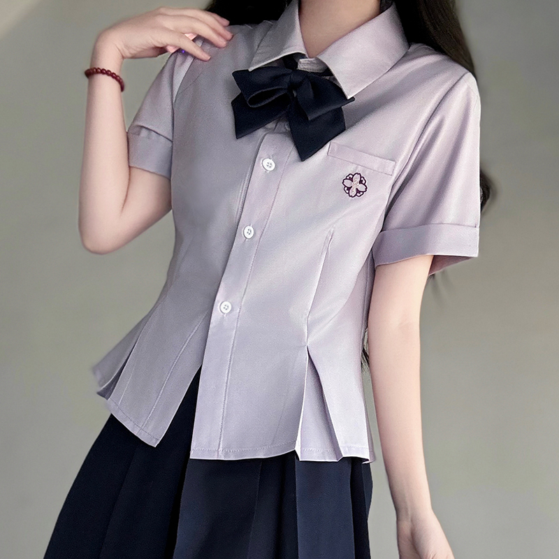 Green Folded Edge Short Sleeve Shirt for Women - Pudding Bear Original JK Uniform College Style, Summer Waist-Defined Design Green Folded Edge Short Sleeve Shirt for Women - Pudding Bear Original JK Uniform College Style, Summer Waist-Defined Design