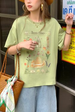 Green Retro Printed Short Sleeve T-Shirt for Women - Vintage Style Loose Drop Shoulder Top for Summer, 90s Inspired