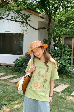 Green Retro Printed Short Sleeve T-Shirt for Women - Vintage Style Loose Drop Shoulder Top for Summer, 90s Inspired