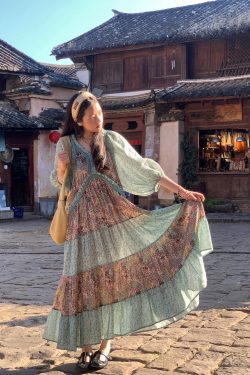 Green Retro V-Neck Dress for Women - Bohemian Long Skirt, Vintage Style, Spring Fashion, Summer of the Cicada