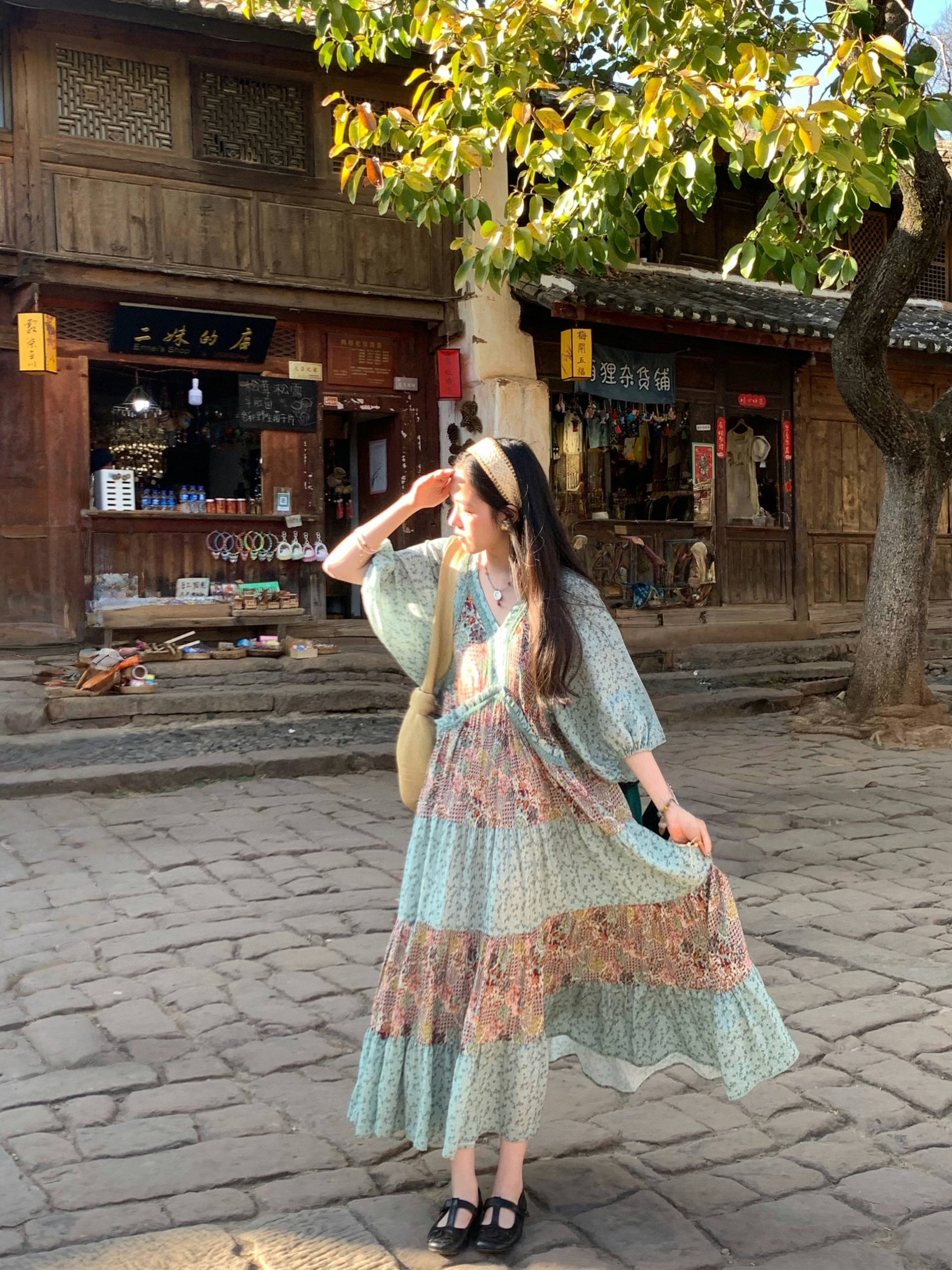 Green Retro V-Neck Dress for Women - Bohemian Long Skirt, Vintage Style, Spring Fashion, Summer of the Cicada Green Retro V-Neck Dress for Women - Bohemian Long Skirt, Vintage Style, Spring Fashion, Summer of the Cicada