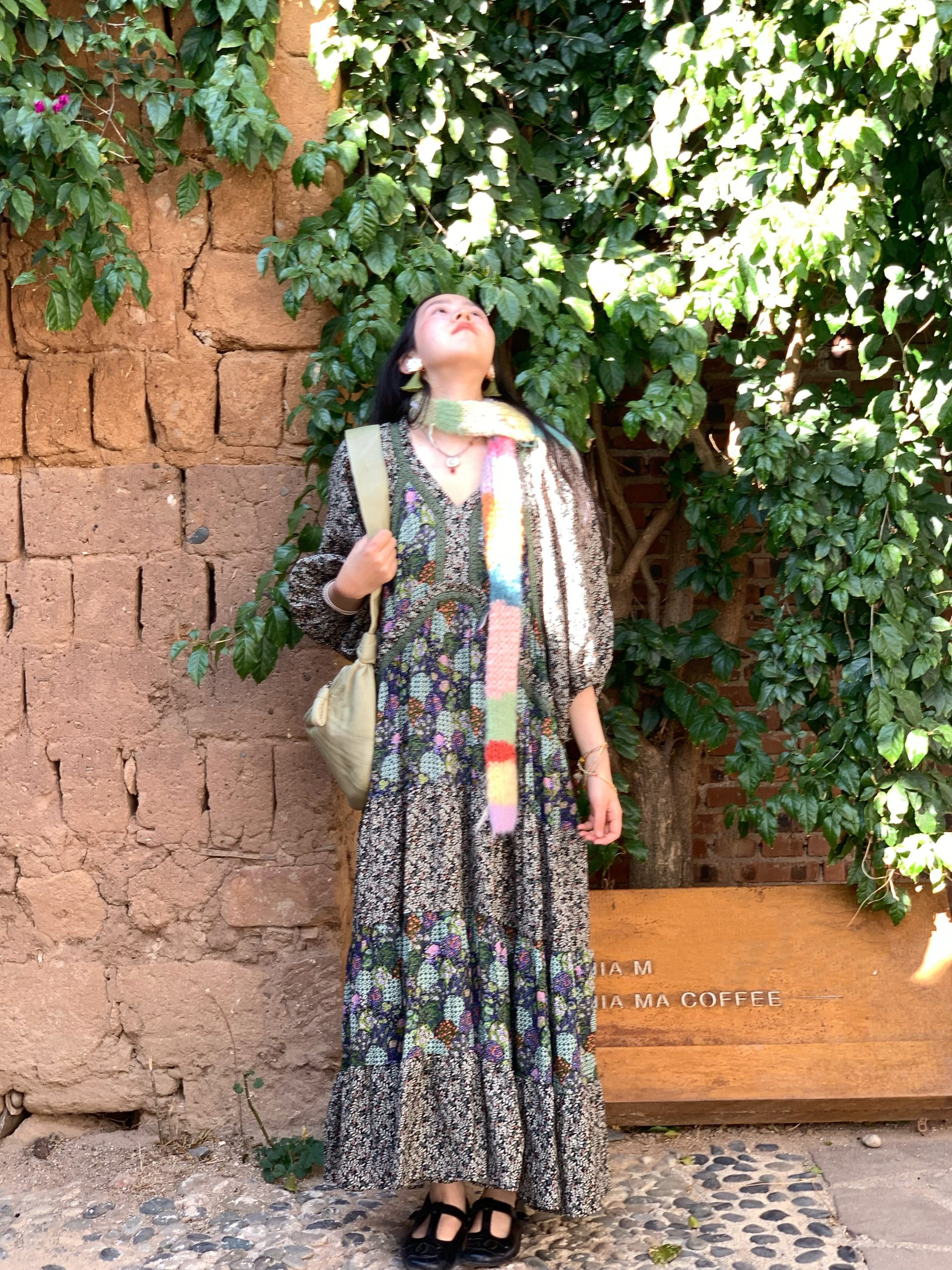 Green Retro V-Neck Dress for Women - Bohemian Long Skirt, Vintage Style, Spring Fashion, Summer of the Cicada Green Retro V-Neck Dress for Women - Bohemian Long Skirt, Vintage Style, Spring Fashion, Summer of the Cicada