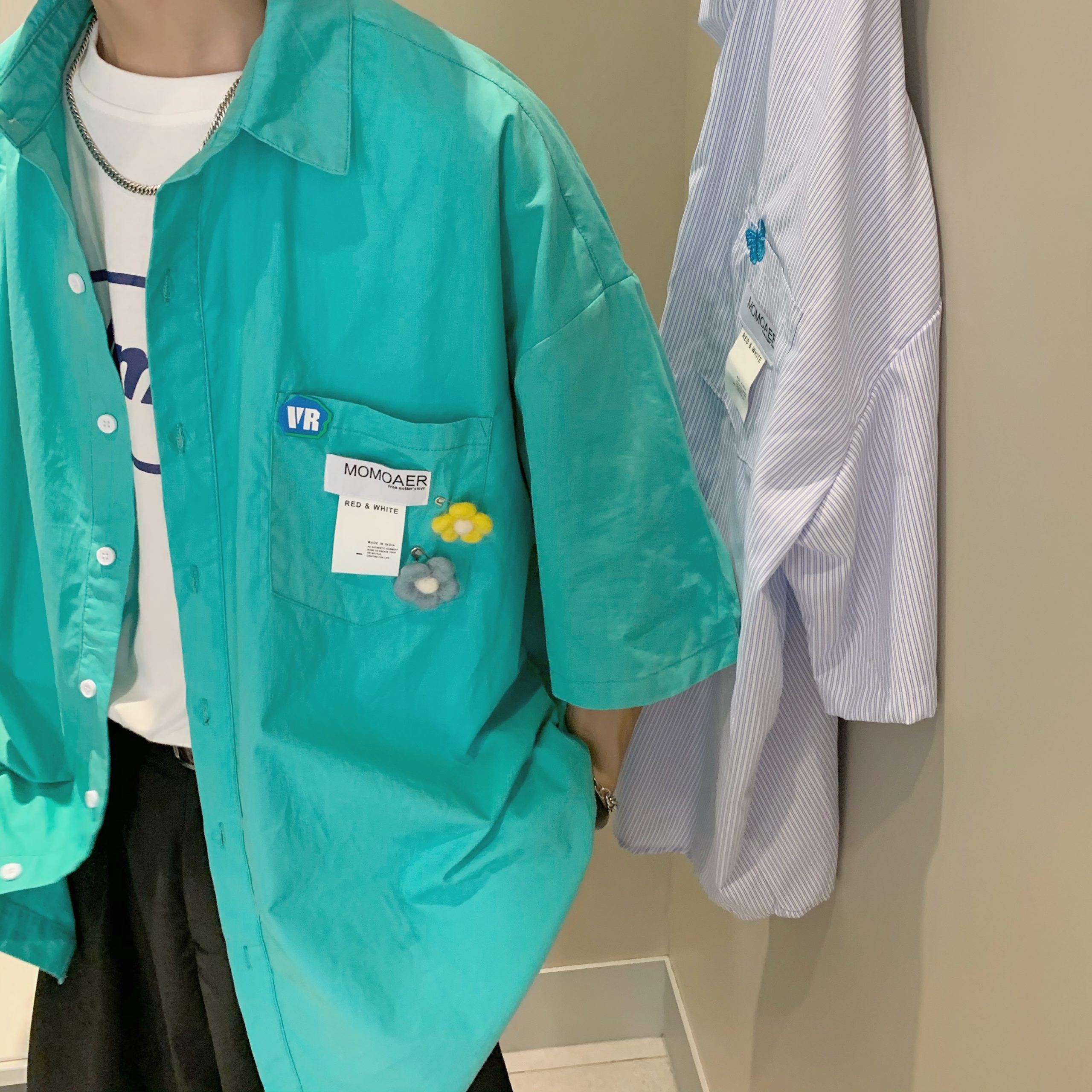 Handmade Brooch Flower Loose Shirt - Lake Blue Solid Color Short Sleeve Top for Students - Versatile Fashion Essential Handmade Brooch Flower Loose Shirt - Lake Blue Solid Color Short Sleeve Top for Students - Versatile Fashion Essential