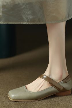 Handmade Genuine Leather Color-Blocked Mary Jane Shoes for Women, Retro Low-Heeled Flats for Spring and Autumn 2025