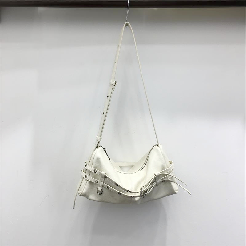 Handmade High-End Feel Underarm Bag - Versatile Shoulder Crossbody Tote in Millennial Style for Hot Girls Handmade High-End Feel Underarm Bag - Versatile Shoulder Crossbody Tote in Millennial Style for Hot Girls