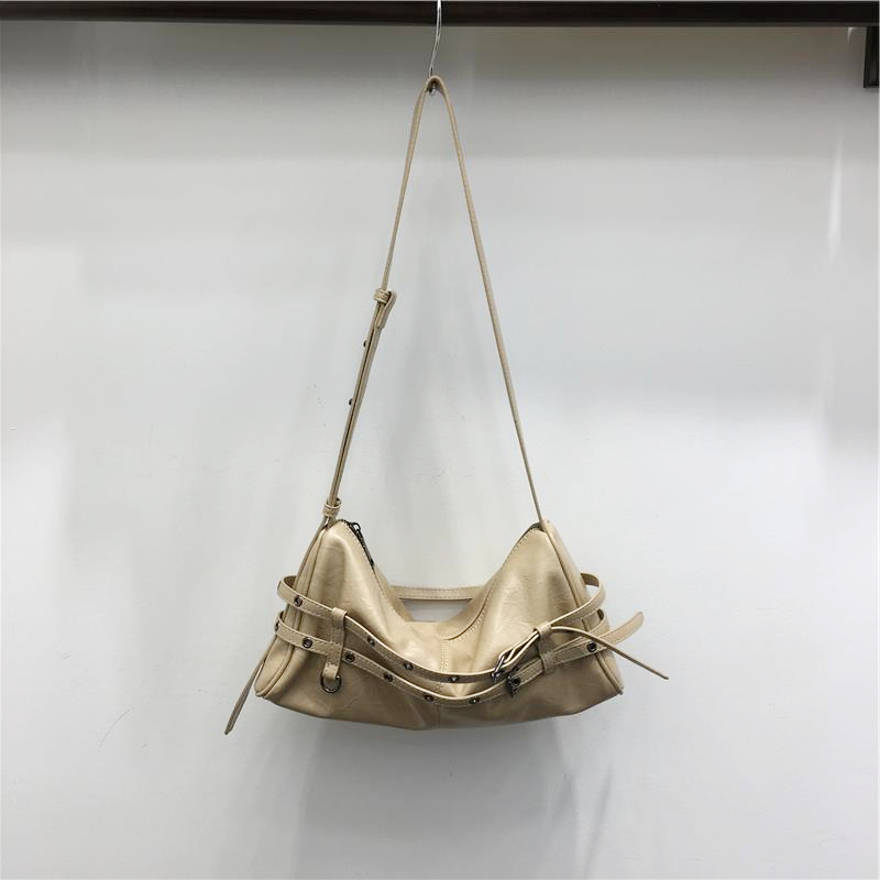 Handmade High-End Feel Underarm Bag - Versatile Shoulder Crossbody Tote in Millennial Style for Hot Girls Handmade High-End Feel Underarm Bag - Versatile Shoulder Crossbody Tote in Millennial Style for Hot Girls