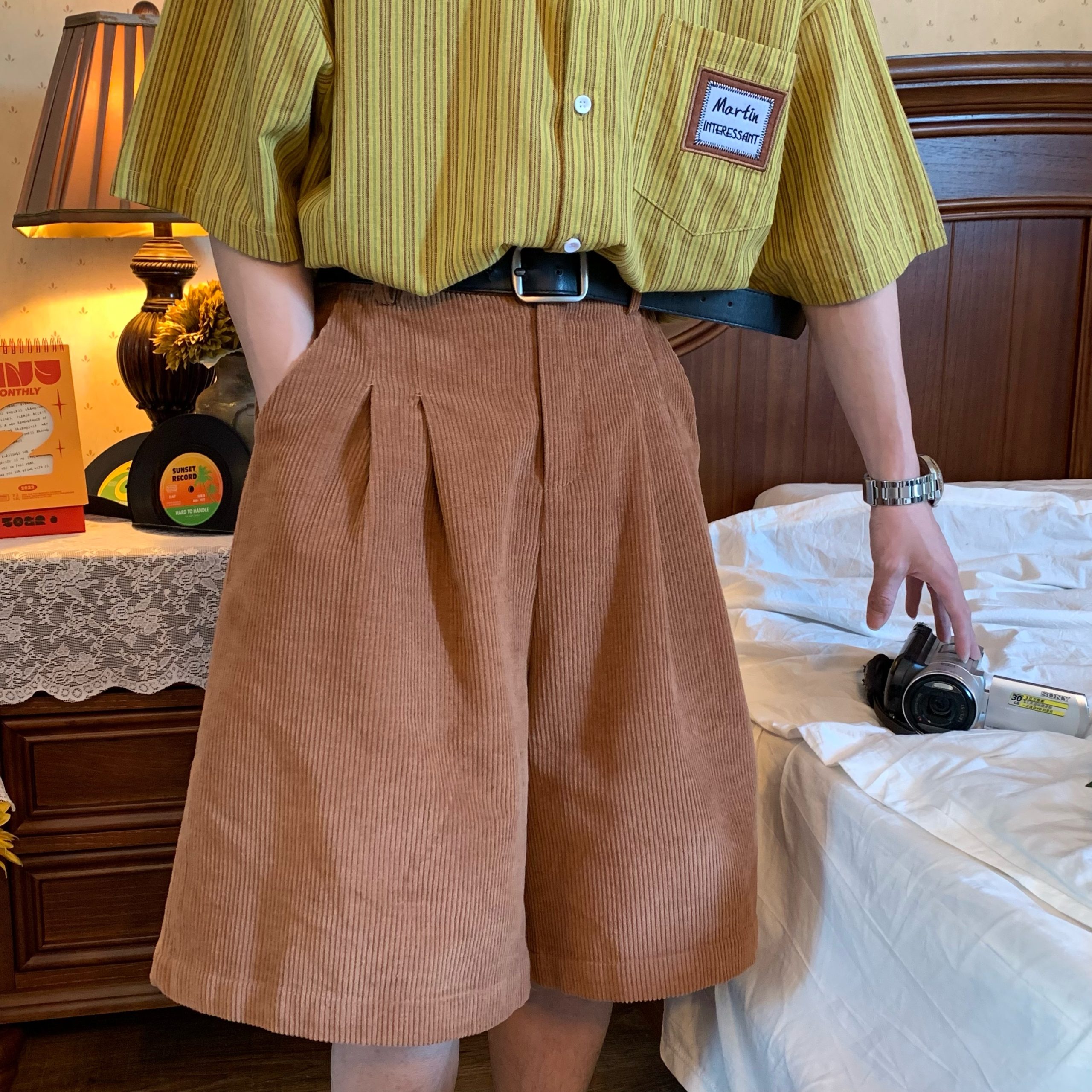 Handmade Retro Wide-Leg Corduroy Shorts for Summer - Casual Unisex Straight Pants, Versatile and Comfortable Fashion Essential Handmade Retro Wide-Leg Corduroy Shorts for Summer - Casual Unisex Straight Pants, Versatile and Comfortable Fashion Essential