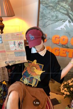 Handmade Vintage Sunflower Floral Collared Short Sleeve Polo Shirt for Unisex - Loose Fit Half Sleeve Top, Perfect for 90s and Y2K Style