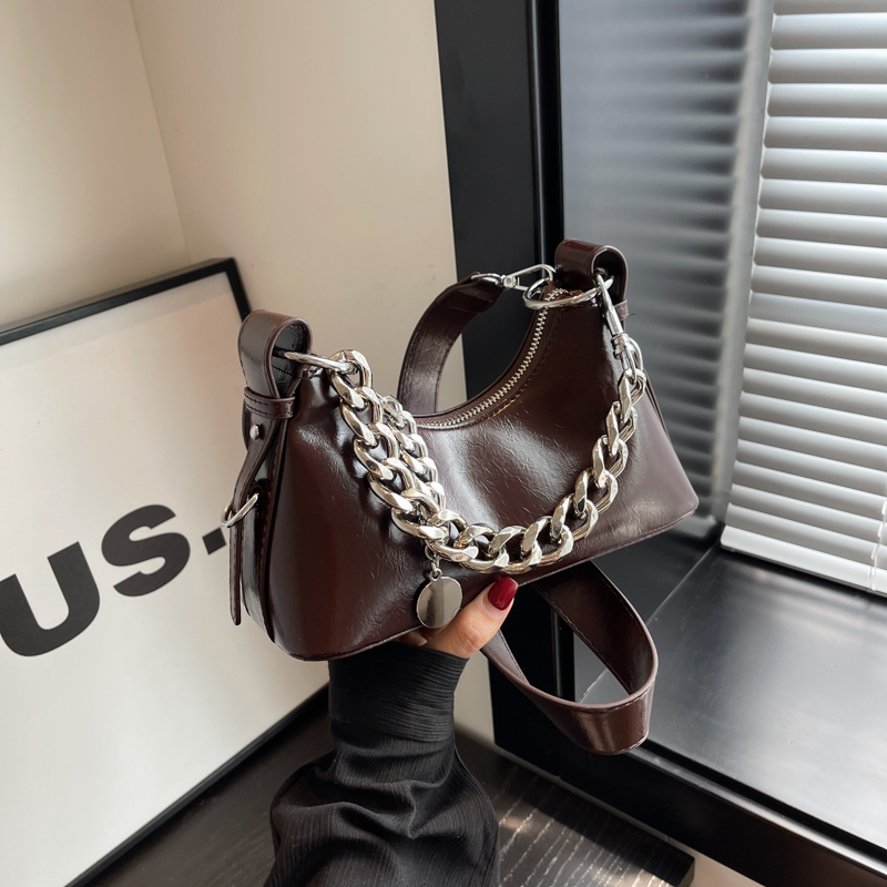 Handmade Women's Textured Chain Crossbody Bag - 2025 New Style Shoulder Underarm Bag for Chic Everyday Wear Handmade Women's Textured Chain Crossbody Bag - 2025 New Style Shoulder Underarm Bag for Chic Everyday Wear