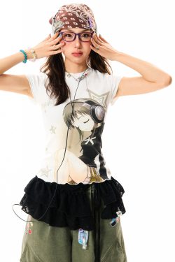 Headphone Girl Graphic Short Sleeve T-Shirt for Women - Lightweight Slim Fit Summer Top in Trendy Y2K Style