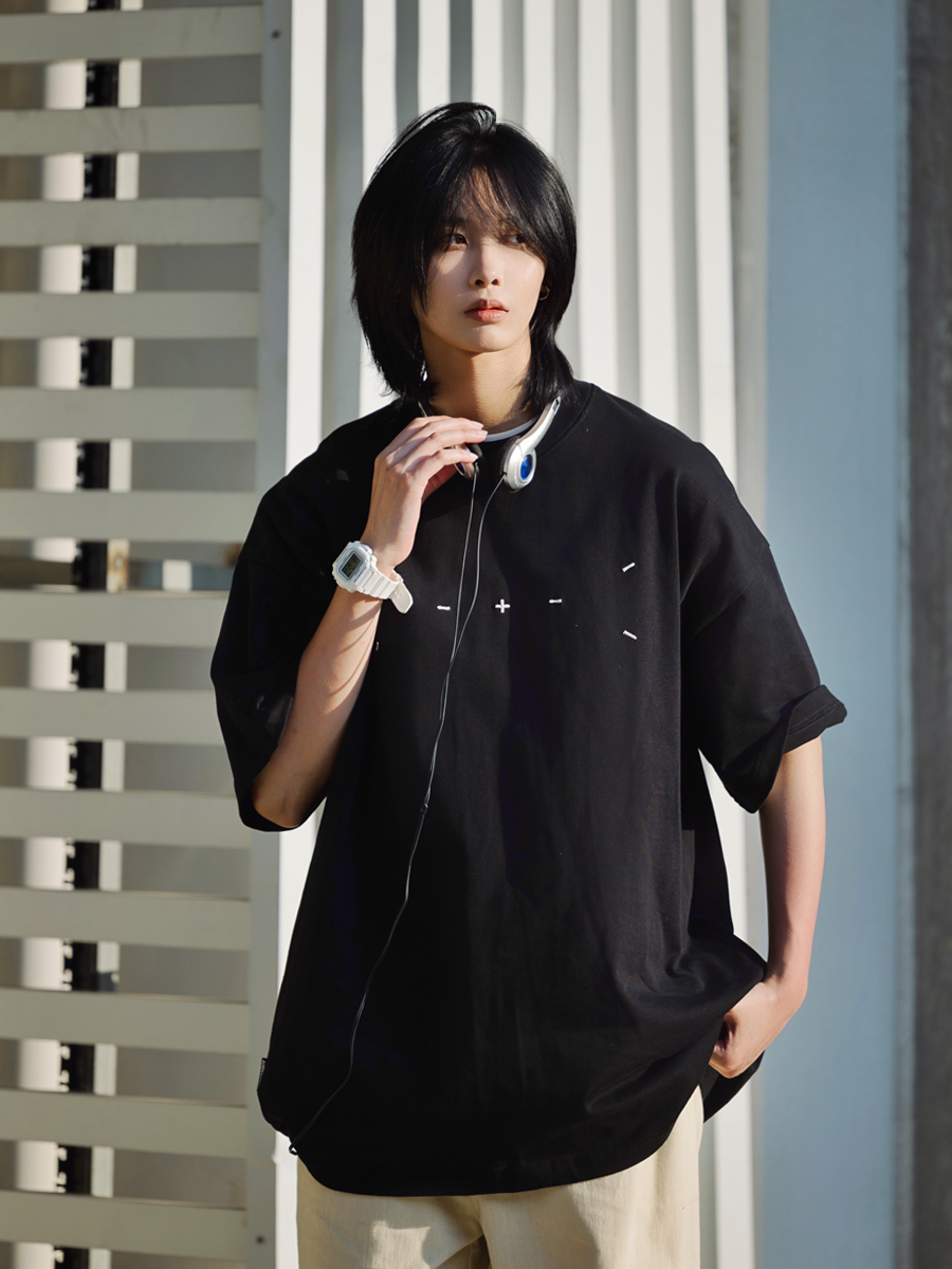 Heavy-Duty Embroidered Short Sleeve T-Shirt for Men - Simple Versatile Japanese Style Top for Spring and Summer Fashion Heavy-Duty Embroidered Short Sleeve T-Shirt for Men - Simple Versatile Japanese Style Top for Spring and Summer Fashion