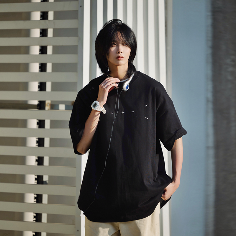 Heavy-Duty Embroidered Short Sleeve T-Shirt for Men - Simple Versatile Japanese Style Top for Spring and Summer Fashion Heavy-Duty Embroidered Short Sleeve T-Shirt for Men - Simple Versatile Japanese Style Top for Spring and Summer Fashion