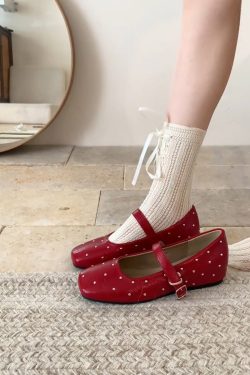 Height-Increasing Square-Toed Red Sheepskin Flats with Rivets - Retro One-Strap Ballet Mary Jane Shoes for Stylish Comfort