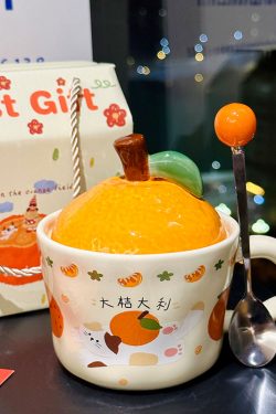 High Aesthetic Orange Ceramic Mug with Lid and Spoon - Perfect Birthday and Graduation Gift for Girls