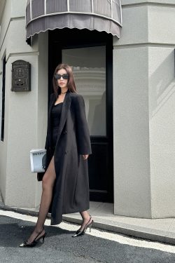 High-End Black Slimming Loose Mid-Length Double-Breasted Trench Coat for Women - Lightweight Spring Fashion