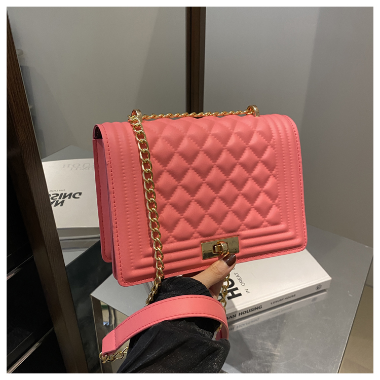 High-End Diamond-Pattern Crossbody Bag - 2025 Versatile Small Square Shoulder Bag for Casual Fashion High-End Diamond-Pattern Crossbody Bag - 2025 Versatile Small Square Shoulder Bag for Casual Fashion