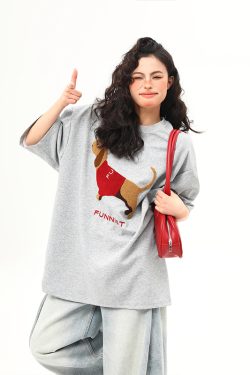 High-End Fabric American Retro Sausage Dog Embroidery Short-Sleeve T-Shirt for Women - Loose Fit Versatile Style