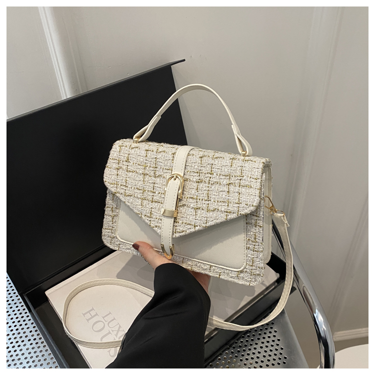 High-End French Arrow Handbag for Women - 2025 Summer Versatile Shoulder & Crossbody Small Bag High-End French Arrow Handbag for Women - 2025 Summer Versatile Shoulder & Crossbody Small Bag