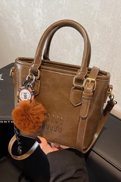 High-End Letter Design Water Bucket Tote Bag for Women - Niche Shoulder Crossbody Bag, 2025 Vegetable Basket Style