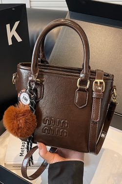 High-End Letter Design Water Bucket Tote Bag for Women - Niche Shoulder Crossbody Bag, 2025 Vegetable Basket Style