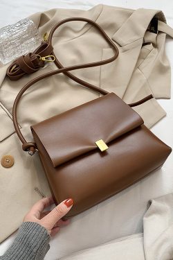 High-End Light Luxury Women's Water-Resistant Crossbody Bag - Versatile Spring 2025 Commuting & Travel Shoulder Bag