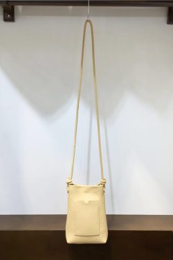 High-End Lychee Pattern Crossbody Phone Bag - Versatile Vertical Small Bag for Spring/Summer 2025 Trend