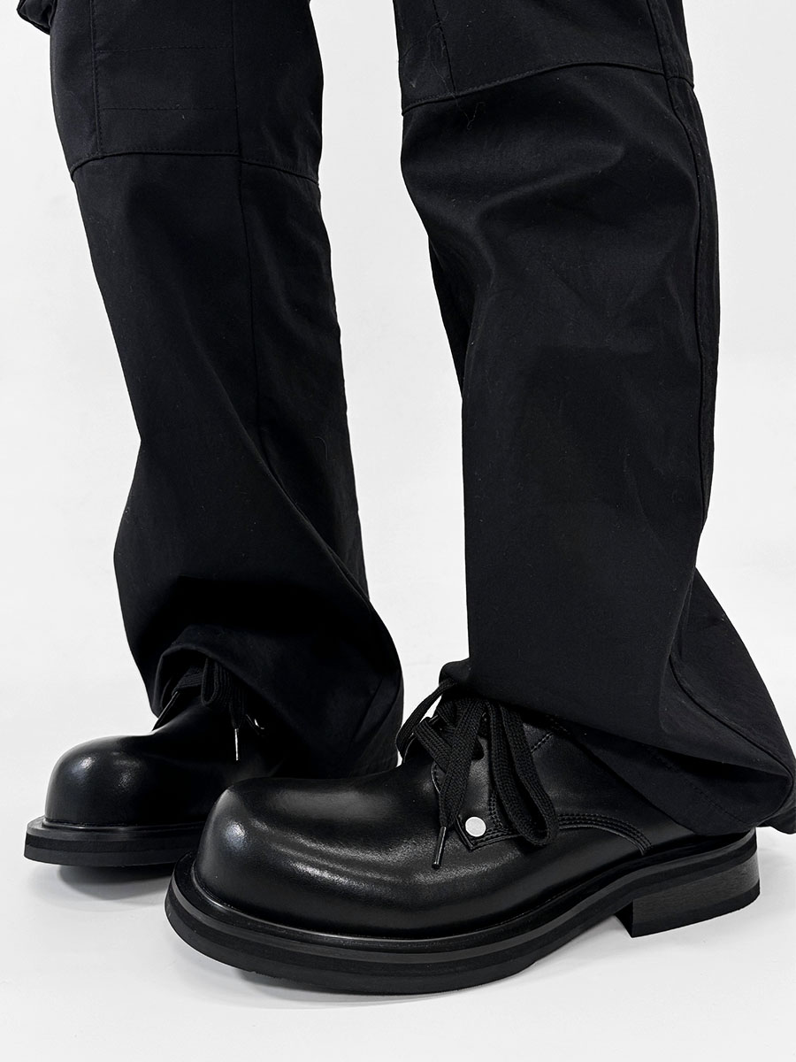 High-End Men's Derby Shoes - Paris Mickey Mouse Design, Round-Toe, Thick-Soled Leather, British Retro Style for Commuting High-End Men's Derby Shoes - Paris Mickey Mouse Design, Round-Toe, Thick-Soled Leather, British Retro Style for Commuting