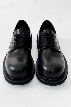 High-End Men's Derby Shoes - Paris Mickey Mouse Design, Round-Toe, Thick-Soled Leather, British Retro Style for Commuting