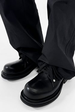 High-End Men's Derby Shoes - Paris Mickey Mouse Design, Round-Toe, Thick-Soled Leather, British Retro Style for Commuting