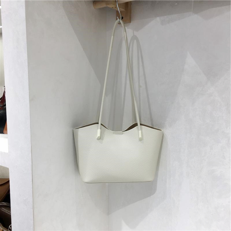 High-End Mother-Daughter Tote Bag for Women, Versatile Shoulder and Underarm Commuter Bag, Stylish Everyday Essentials High-End Mother-Daughter Tote Bag for Women, Versatile Shoulder and Underarm Commuter Bag, Stylish Everyday Essentials