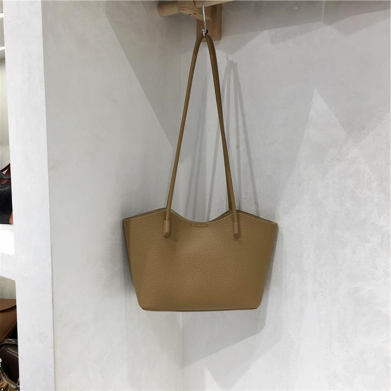 High-End Mother-Daughter Tote Bag for Women, Versatile Shoulder and Underarm Commuter Bag, Stylish Everyday Essentials High-End Mother-Daughter Tote Bag for Women, Versatile Shoulder and Underarm Commuter Bag, Stylish Everyday Essentials