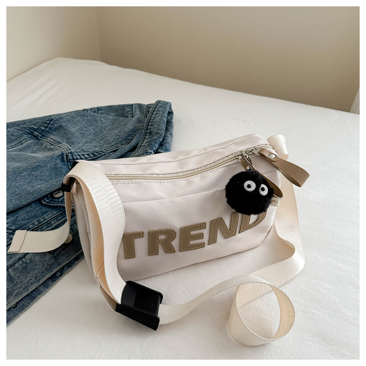 High-End Nylon Women's Crossbody Bag 2025 - Large Capacity Toast Pillow Design with Wide Shoulder Strap High-End Nylon Women's Crossbody Bag 2025 - Large Capacity Toast Pillow Design with Wide Shoulder Strap