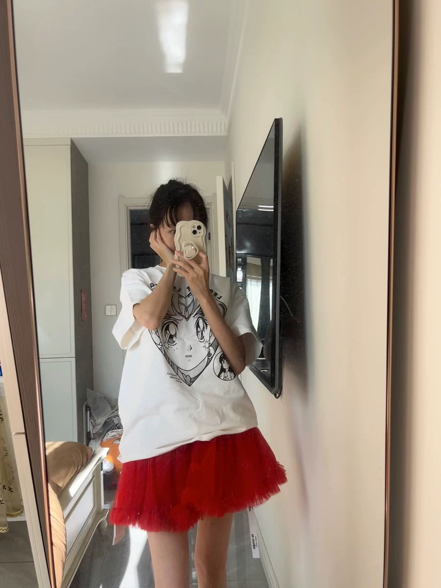 High-End Printed Slim-Fit Loose Pure Cotton Short-Sleeve T-Shirt for Women - Versatile Age-Reducing Style High-End Printed Slim-Fit Loose Pure Cotton Short-Sleeve T-Shirt for Women - Versatile Age-Reducing Style