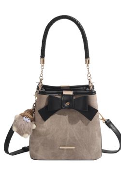 High-End Retro Artistic Bucket Bag for Women - Casual Versatile Shoulder Crossbody Bag for Autumn Winter 2024