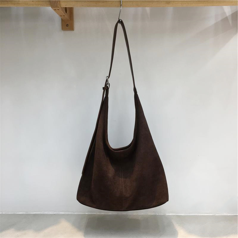 High-End Retro Suede Tote Bag for Autumn & Winter - Versatile Commuting Shoulder Crossbody Bag in Lazy Style High-End Retro Suede Tote Bag for Autumn & Winter - Versatile Commuting Shoulder Crossbody Bag in Lazy Style