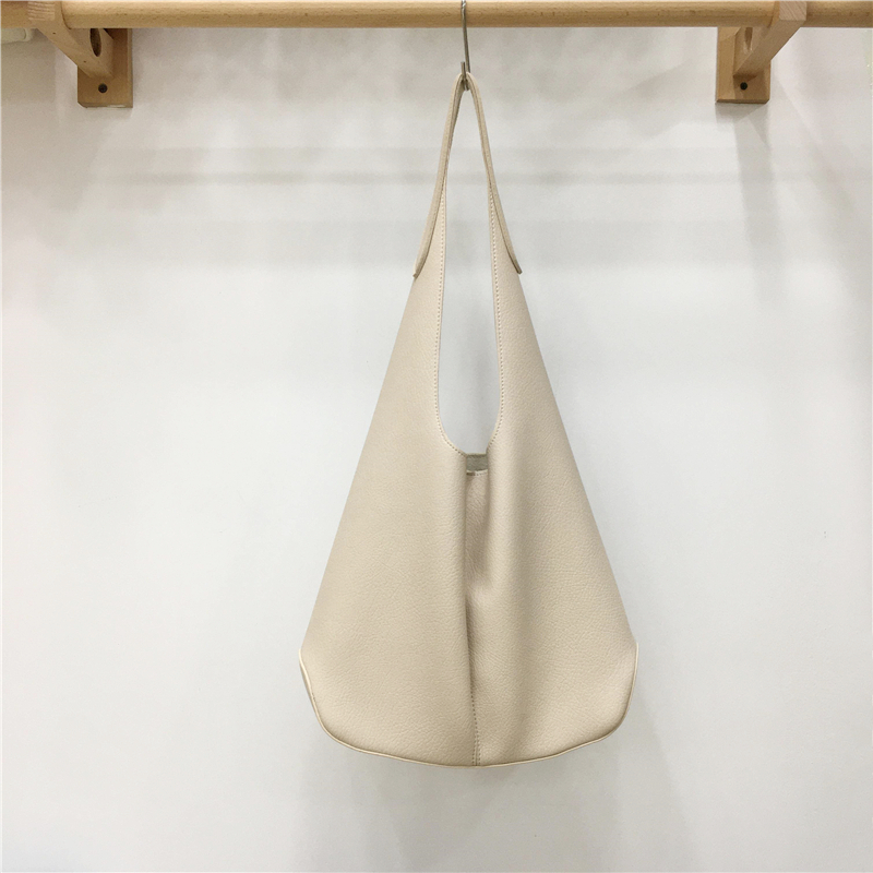 High-End Soft Creamy Yellow Large Capacity Shoulder Tote Bag - Influencer Style, Fashionable and Chic for Everyday Use High-End Soft Creamy Yellow Large Capacity Shoulder Tote Bag - Influencer Style, Fashionable and Chic for Everyday Use