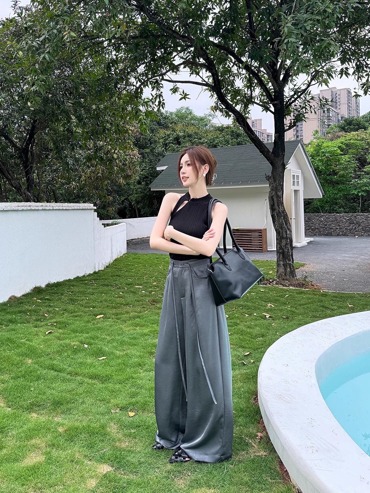 High-End Textured Satin Wide-Leg Pants for Tall Individuals - Lightweight Spring/Summer Imitation Acetate Trousers High-End Textured Satin Wide-Leg Pants for Tall Individuals - Lightweight Spring/Summer Imitation Acetate Trousers