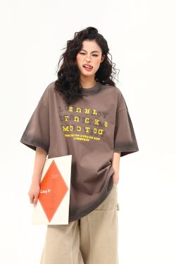 High-End Vintage Wash Gradient Short Sleeve T-Shirt for Men and Women - Trendy Heavyweight Couples Tee