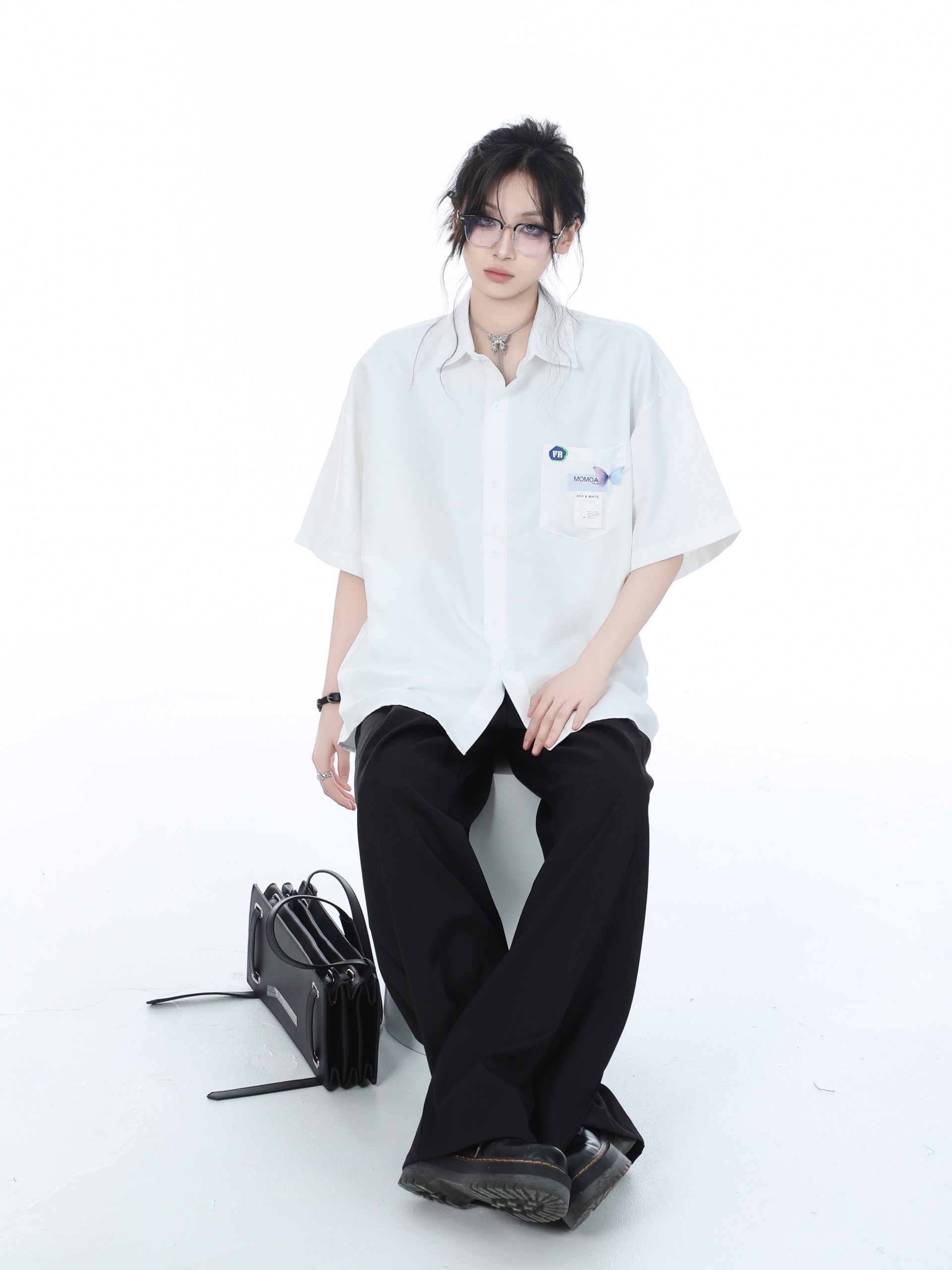 High-End White Short Sleeve Shirt for Women, Unique Loose Casual Design, Trendy Summer Fashion High-End White Short Sleeve Shirt for Women, Unique Loose Casual Design, Trendy Summer Fashion