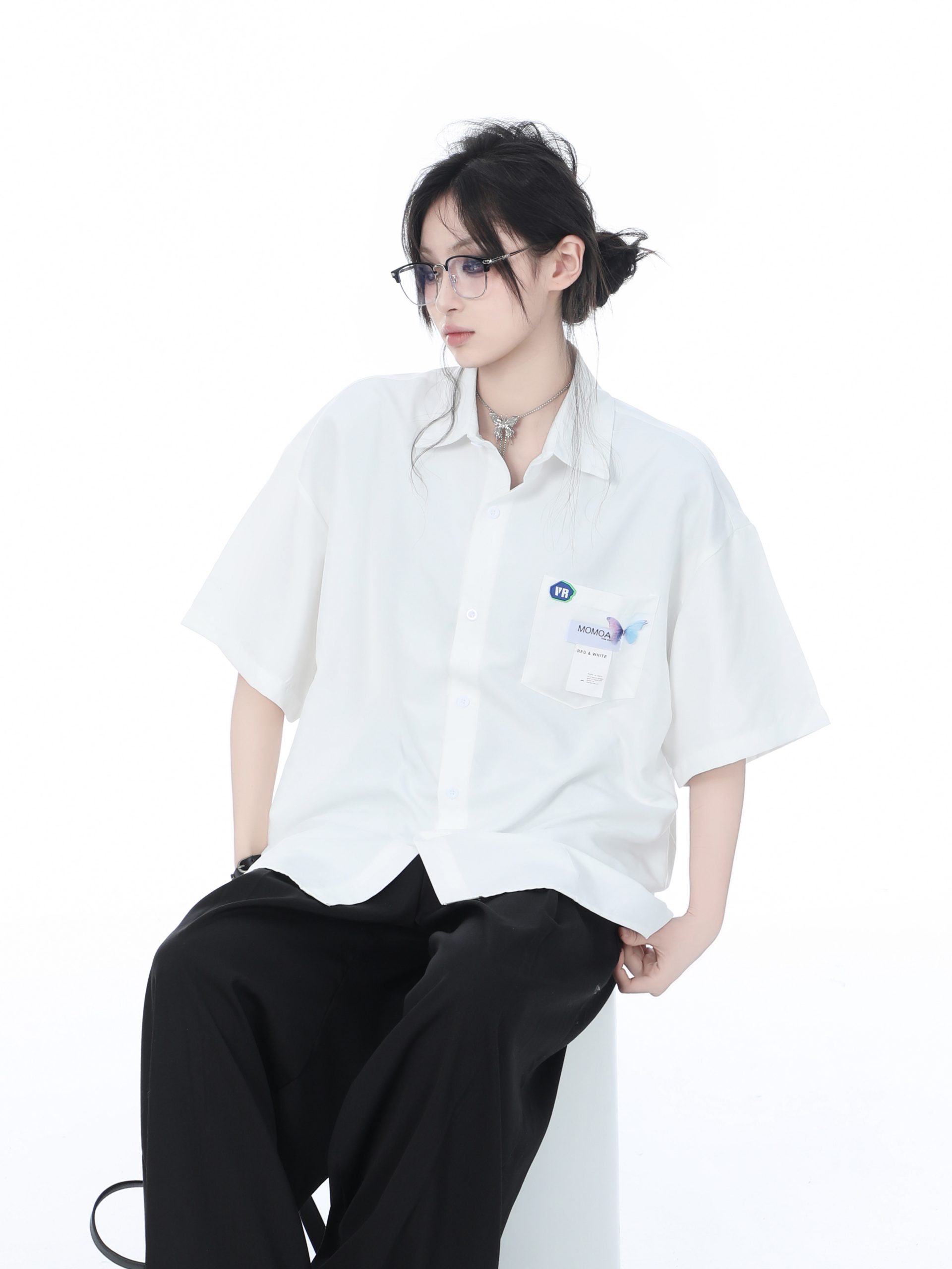 High-End White Short Sleeve Shirt for Women, Unique Loose Casual Design, Trendy Summer Fashion High-End White Short Sleeve Shirt for Women, Unique Loose Casual Design, Trendy Summer Fashion