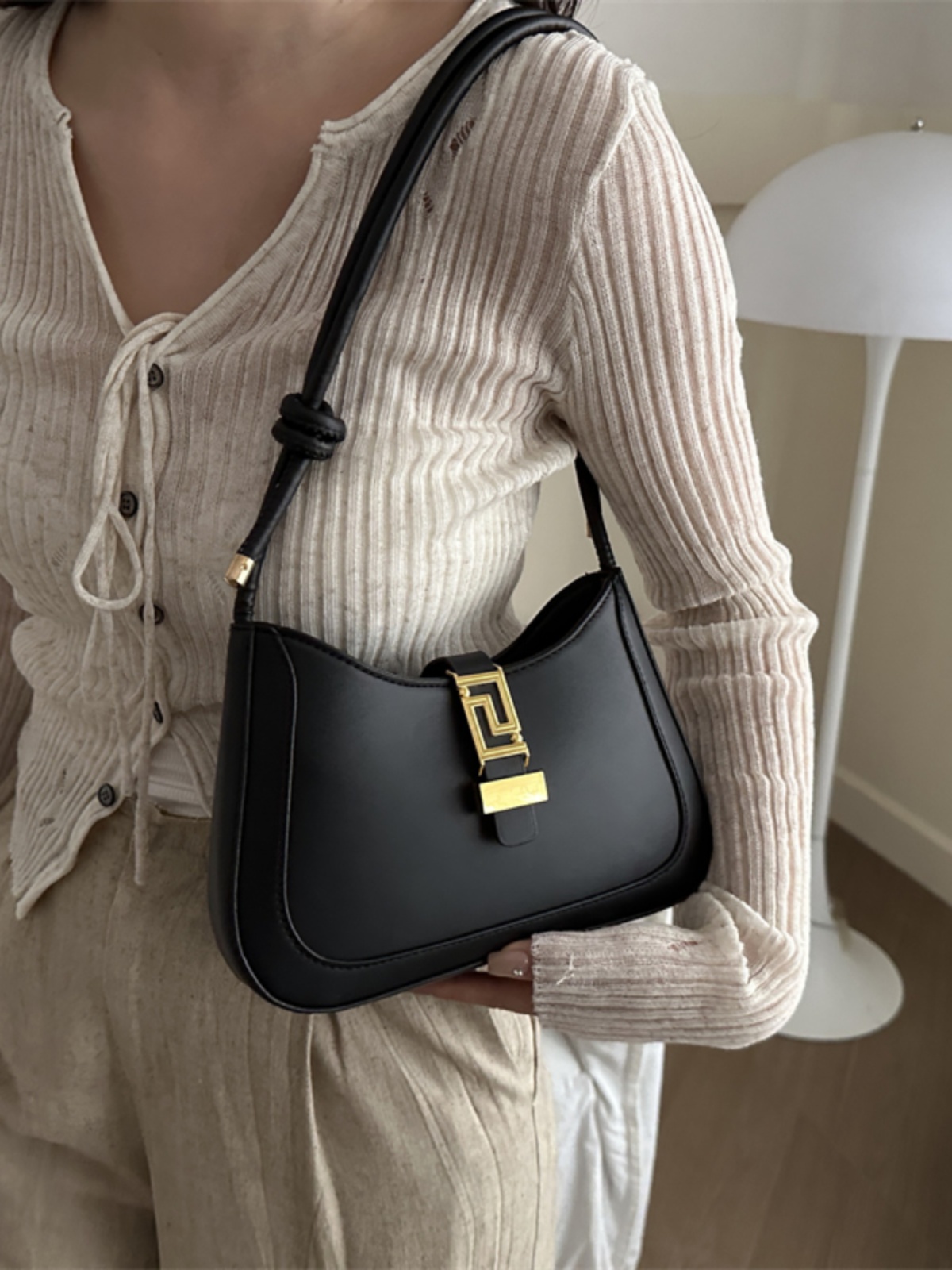 High-End Women's Retro Underarm Bag 2025 - Trendy Versatile Shoulder Crossbody Bag in Niche Design High-End Women's Retro Underarm Bag 2025 - Trendy Versatile Shoulder Crossbody Bag in Niche Design